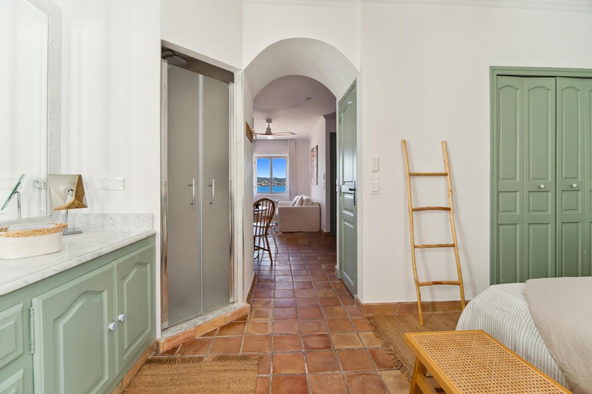 With Sea View In St Tropez - La Ponche Apartment