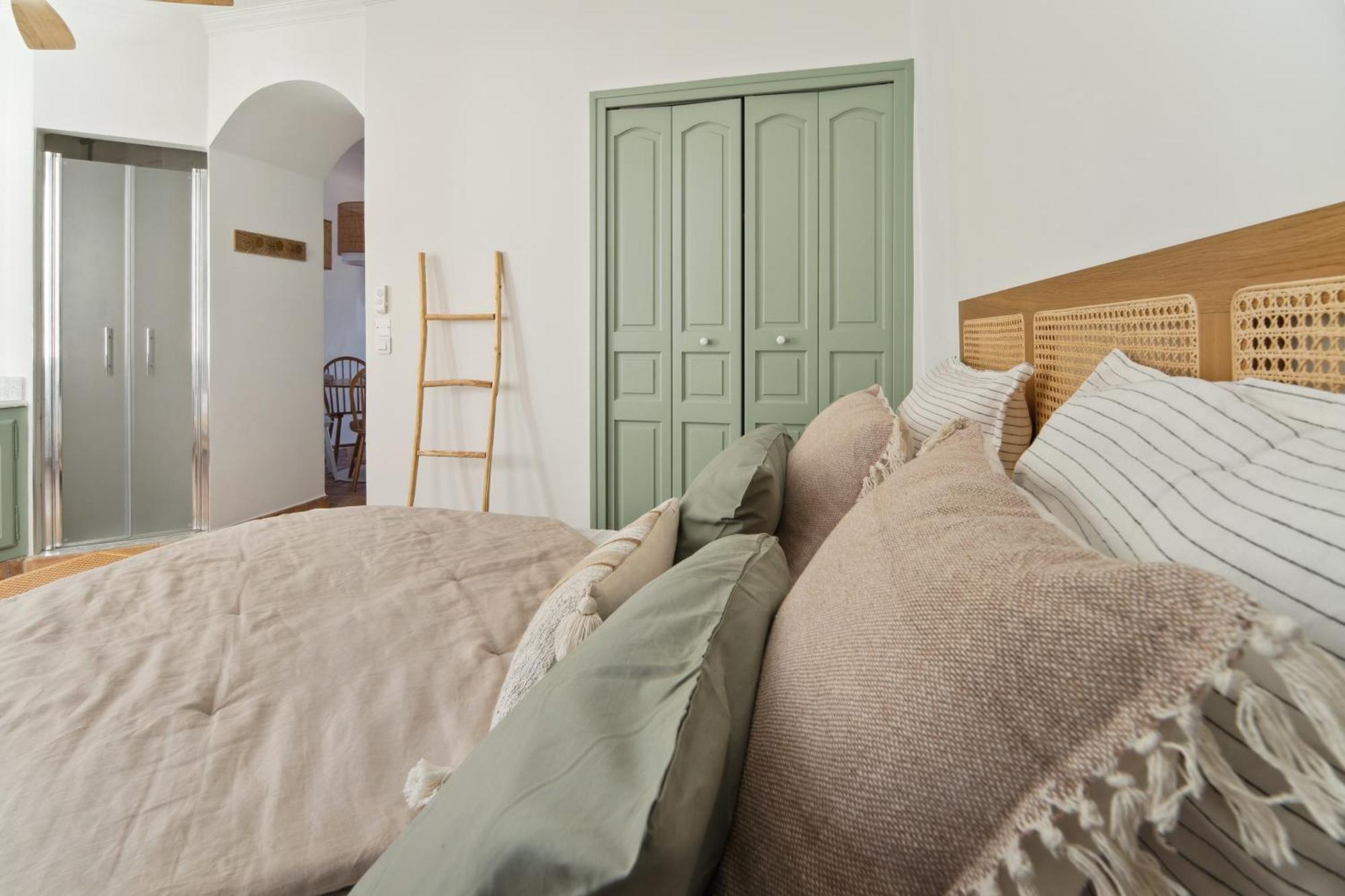 With Sea View In St Tropez - La Ponche